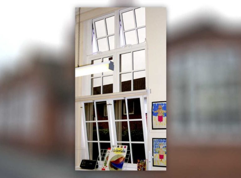 Moss Lane School