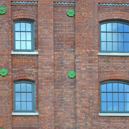 Huller Cheese Pivot Windows External